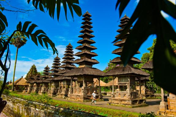 Trekking vers un temple balinais sur l'île de Bali