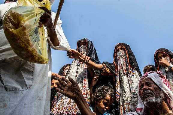 Jeunes femmes d'un campement  Rachaida, au nord de Massawa