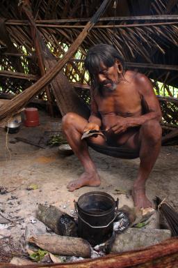 Waoranis en Amazonie équatorienne