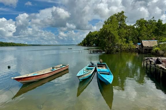 Découverte à travers l'archipel des Moluques