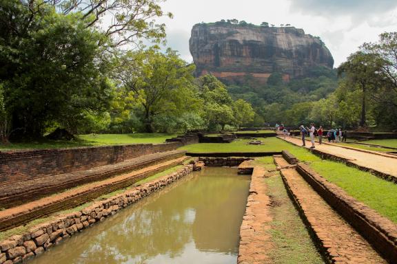 Randonnée vers le Rocher de Sigiriya au centre de Ceylan