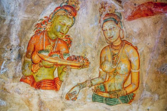 Voyage vers les peintures rupestres du site de Sigiriya au centre de Ceylan